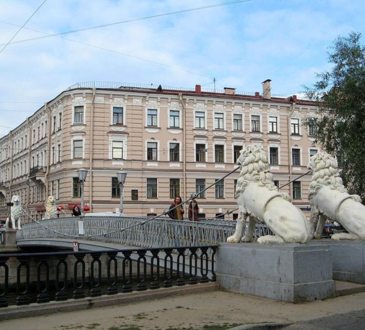 Прогулка «Театральные места вокруг Львиного моста»